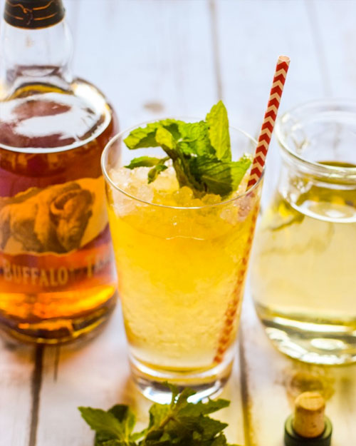 Bacon-infused-Mint-Juleps